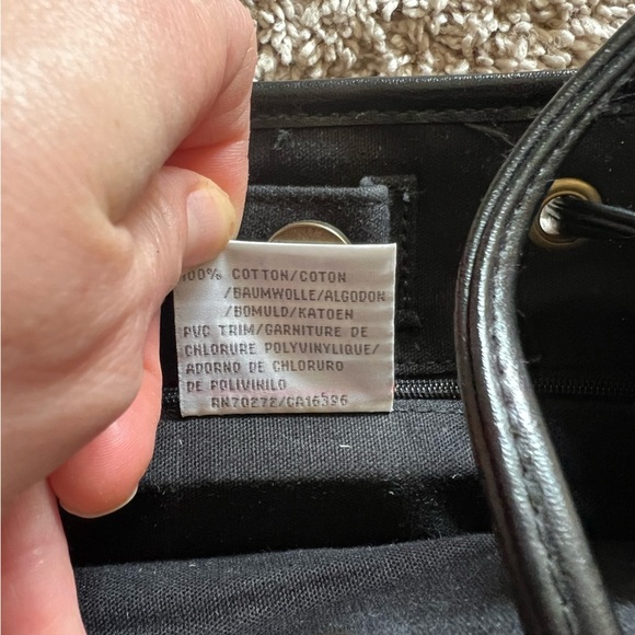 Elegant Black Bucket Bag VTG Liz Claiborne Bucket Bag - Picture 6 of 11